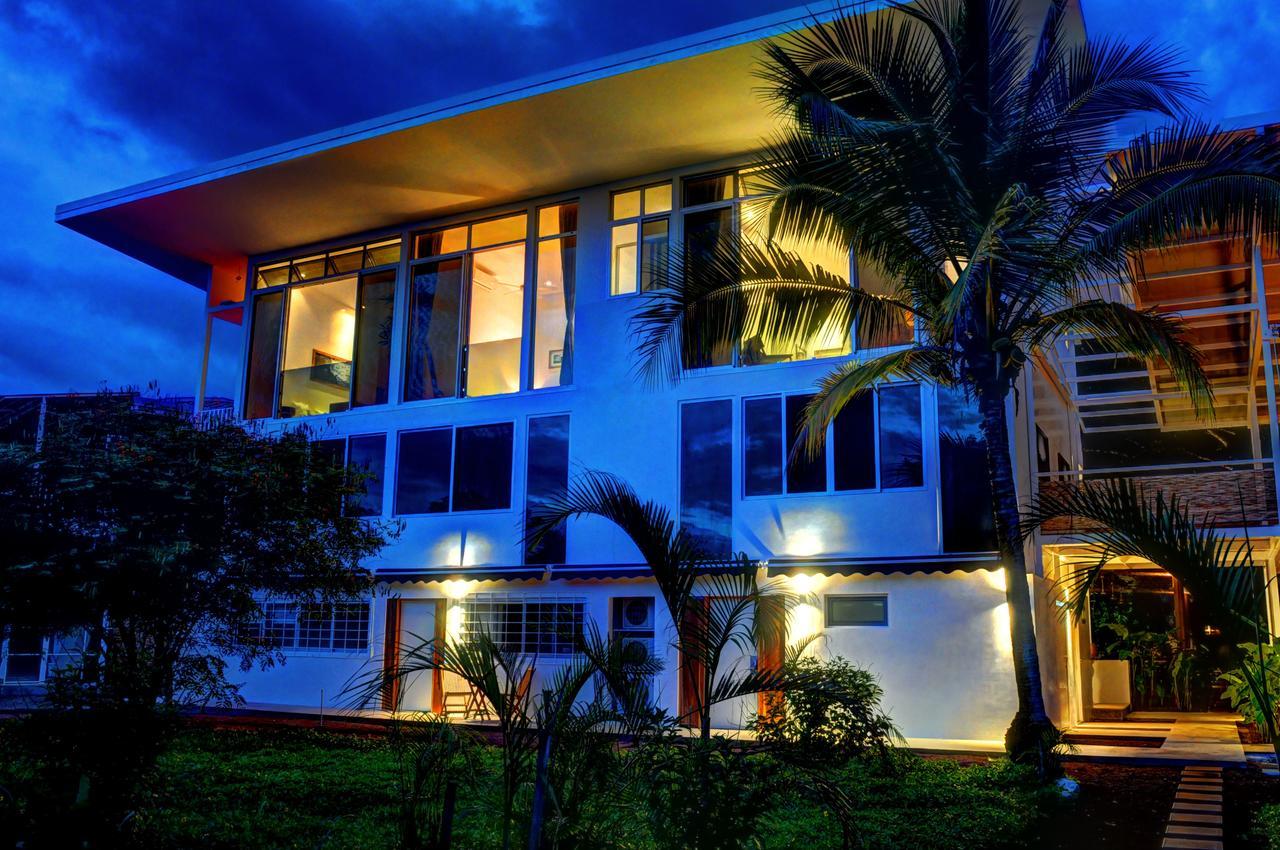 Moana Surf Resort 诺萨拉 外观 照片